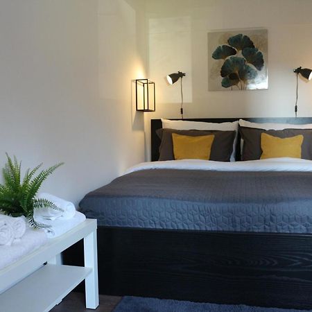 Luca, Digital Nomad Getaway Studio Apartment Zagreb Exterior foto
