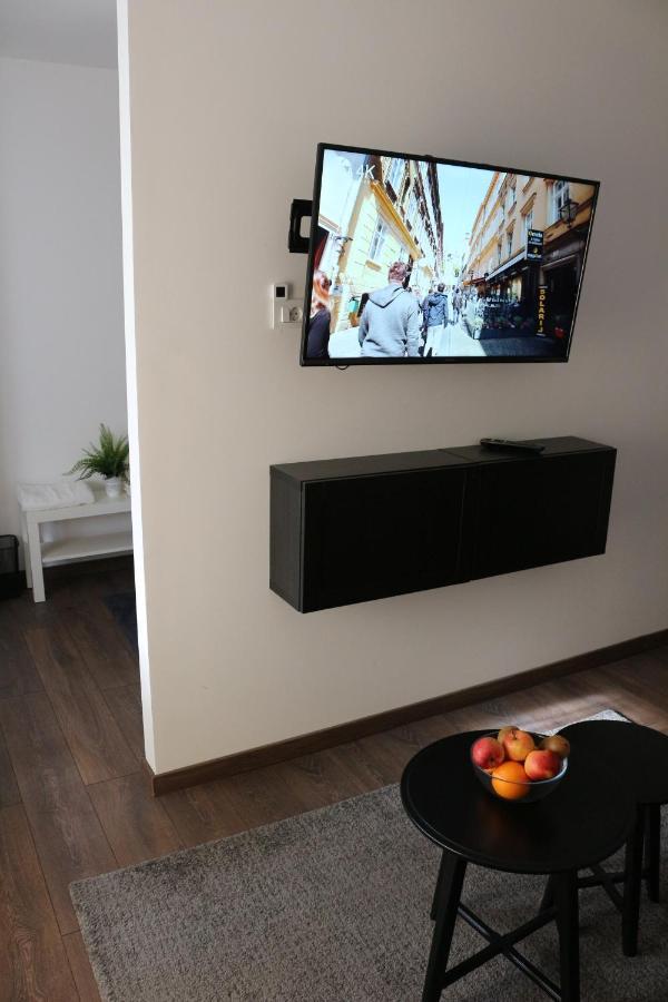 Luca, Digital Nomad Getaway Studio Apartment Zagreb Exterior foto